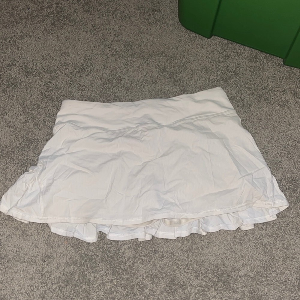 White lululemon skirt